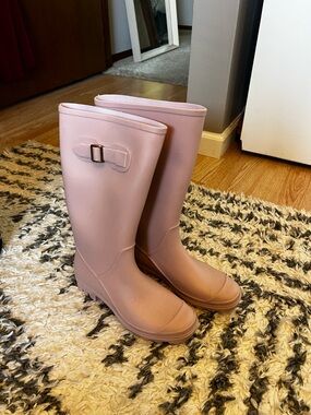 *NEW* Classic Women's Pink Tall Rain Boots